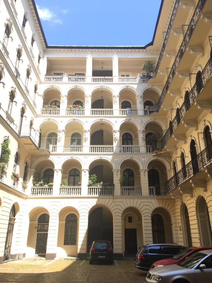 City Centre Loft Next To Synagogue Apartment Budapest Exterior photo